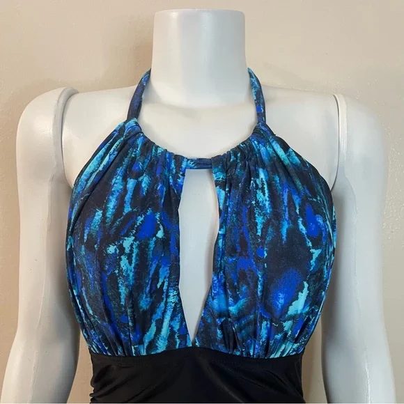 Blue and black halter neck cutout one piece swimsuit - Picture 4 of 12